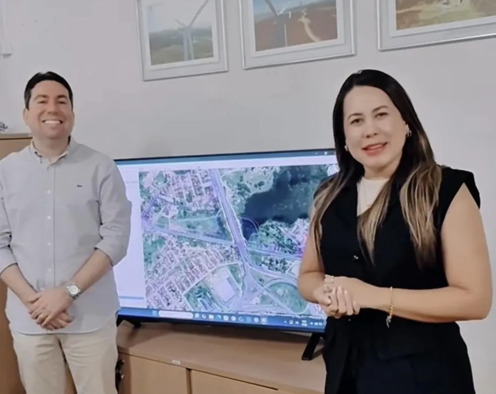 Vereadora Cleidinha de Santa Rita acompanha projeto de duplicação da PB-004 ao lado do Deputado Estadual Felipe Leitão.